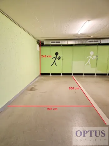 Pronájem garážového stání, Praha - Karlín, Šaldova, 17 m2