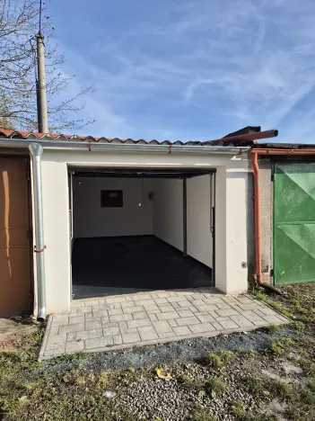 Prodej garáže, Kladno, U Cihelny, 20 m2