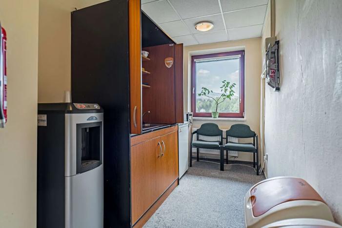 Prodej kanceláře, Třinec, 2388 m2