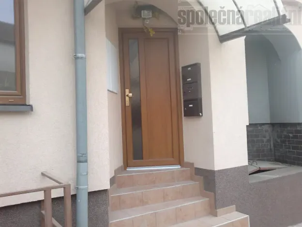 Pronájem bytu 1+kk, Holubice, Na Hrázi, 20 m2