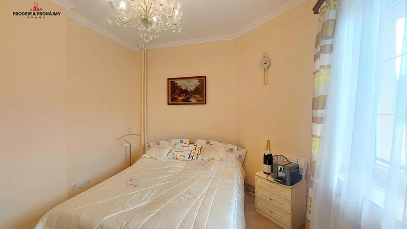 Prodej vily, Praha - Suchdol, 243 m2