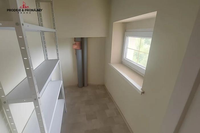 Prodej vily, Praha - Suchdol, 243 m2