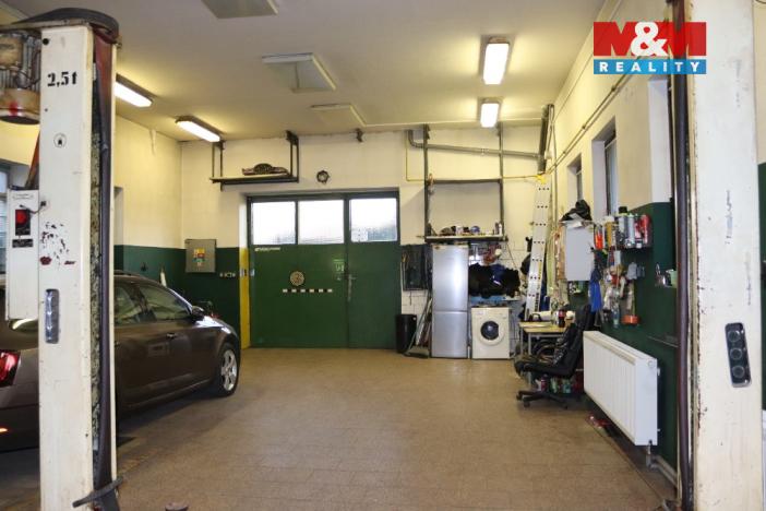 Prodej komerční nemovitosti, Libiš, 300 m2