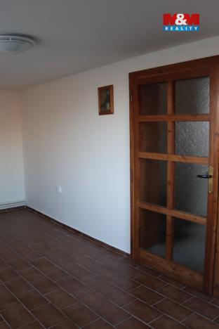 Prodej komerční nemovitosti, Libiš, 300 m2