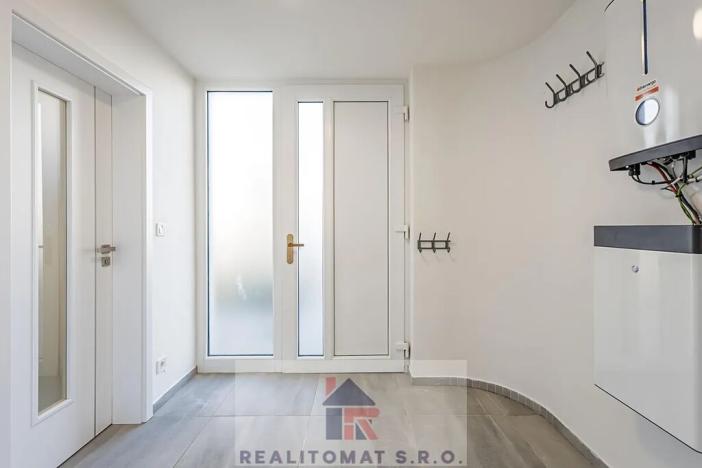 Prodej bytu 4+kk, Horoušany, Rubínová, 92 m2