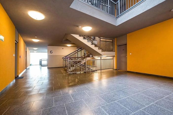 Pronájem bytu 1+kk, Praha - Záběhlice, Na Slatince, 30 m2