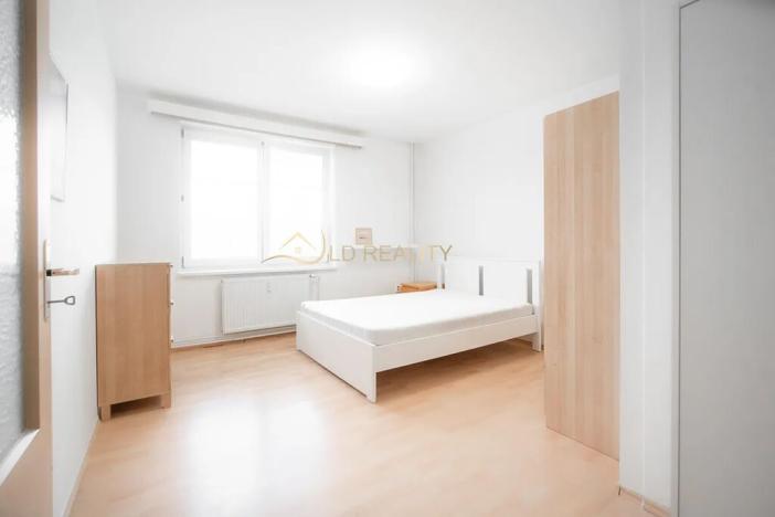 Pronájem bytu 1+1, Olomouc, Topolová, 43 m2