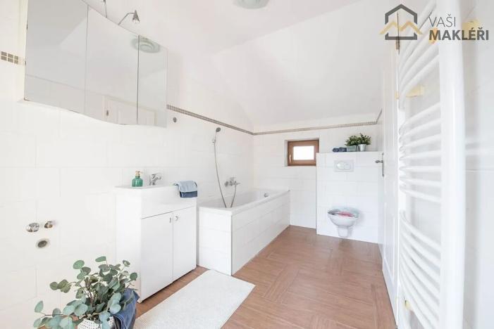 Prodej rodinného domu, Mochov, Na Zátiší, 183 m2