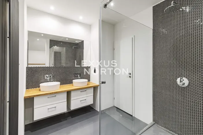 Pronájem atypického bytu, Praha - Nové Město, Dřevná, 250 m2