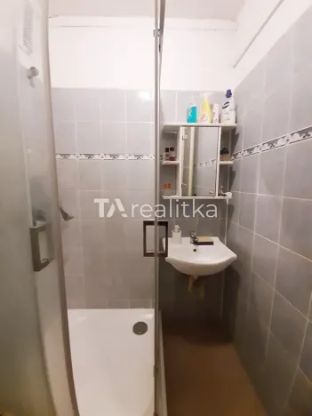 Prodej bytu 1+1, Karviná, Školská, 36 m2