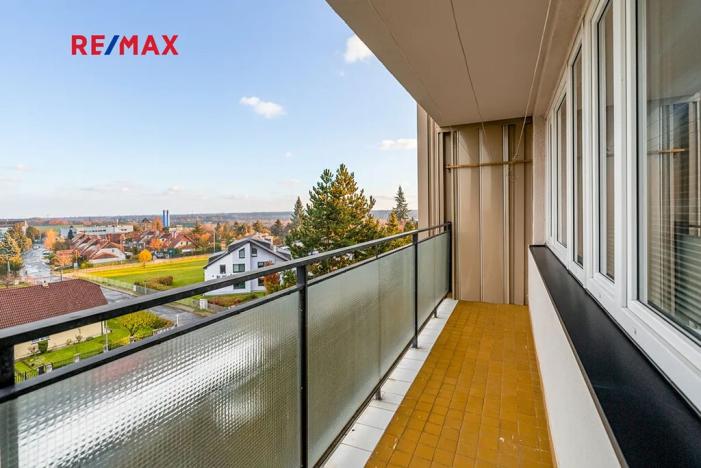 Prodej bytu 3+1, Praha - Horní Počernice, Komárovská, 67 m2