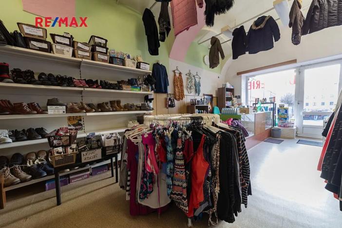 Prodej činžovního domu, Staré Město, nám. Osvobození, 444 m2