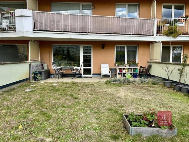 Pronájem bytu 1+1, Brno, Majdalenky, 137 m2