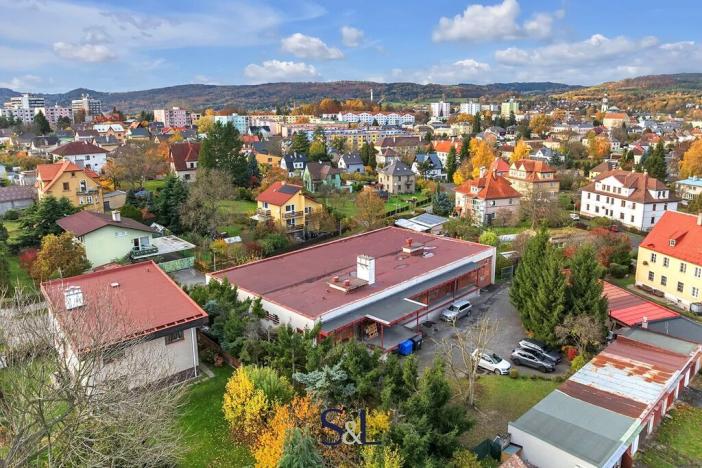 Prodej obchodního prostoru, Nový Bor, Hálkova, 650 m2