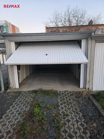 Prodej garáže, Hustopeče, Okružní, 18 m2