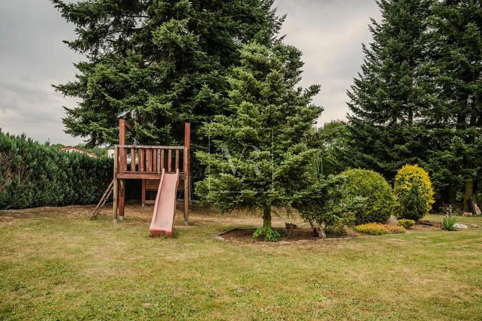 Prodej komerční nemovitosti, Sulice, Hlavní, 370 m2