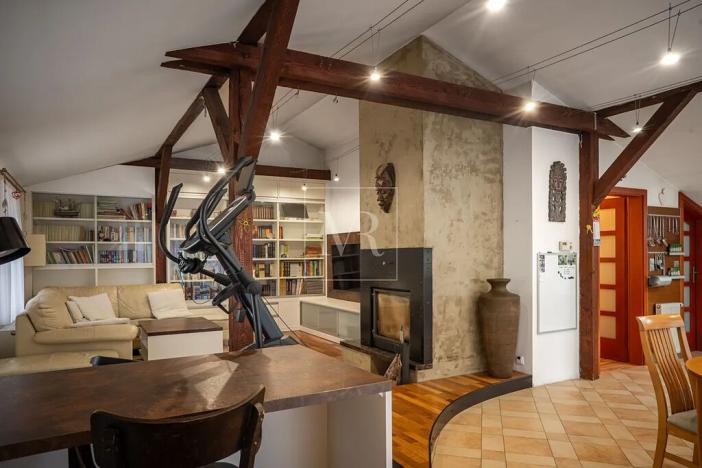 Prodej komerční nemovitosti, Sulice, Hlavní, 370 m2