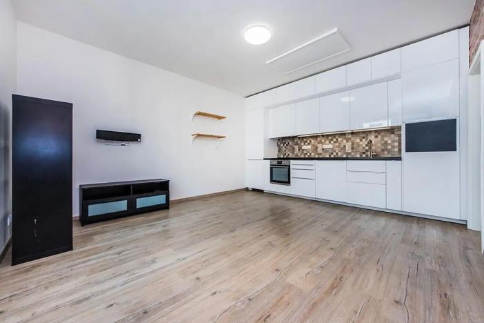 Pronájem bytu 2+kk, Praha - Košíře, Pod Kavalírkou, 43 m2