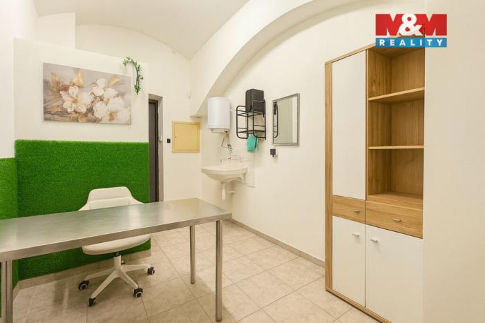 Pronájem obchodního prostoru, Praha - Vinohrady, Francouzská, 29 m2