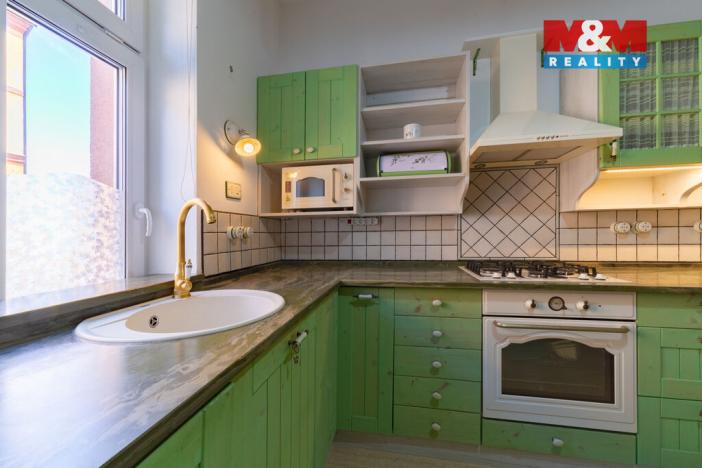 Prodej bytu 3+1, Karlovy Vary, Příčná, 76 m2