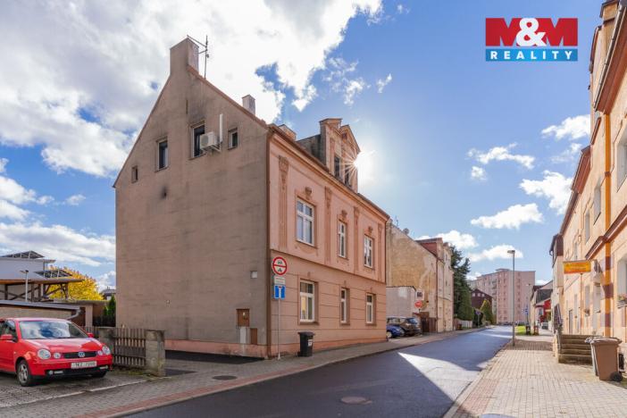 Prodej bytu 3+1, Karlovy Vary, Příčná, 76 m2