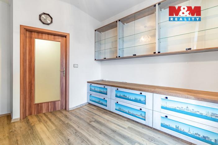 Prodej bytu 3+1, Karlovy Vary, Příčná, 76 m2