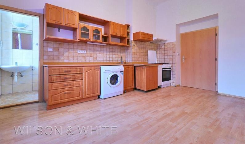 Pronájem bytu 1+1, Praha - Smíchov, Kováků, 35 m2