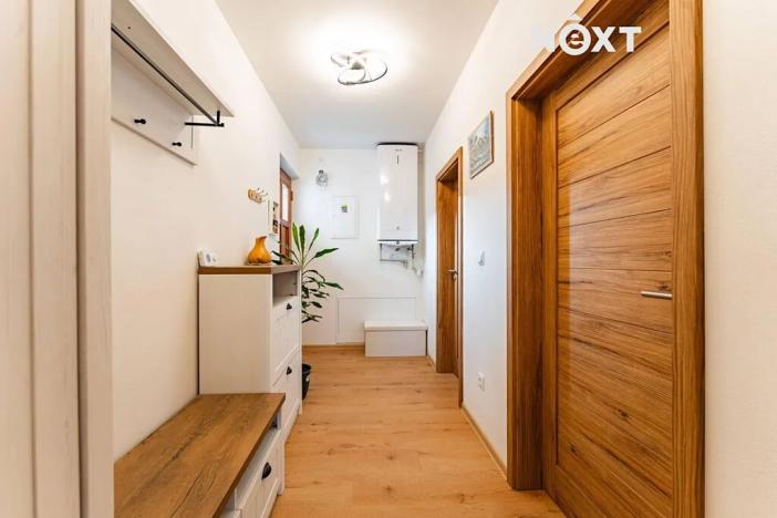 Prodej bytu 2+kk, Třeština, 62 m2