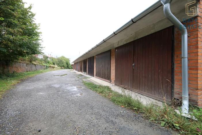 Pronájem garáže, Zlín, Lazy VI, 24 m2