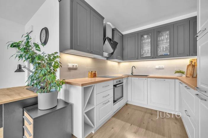 Prodej bytu 2+kk, Praha - Dolní Počernice, U konečné, 61 m2