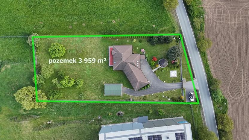 Prodej obchodního prostoru, Červený Kostelec, 149 m2