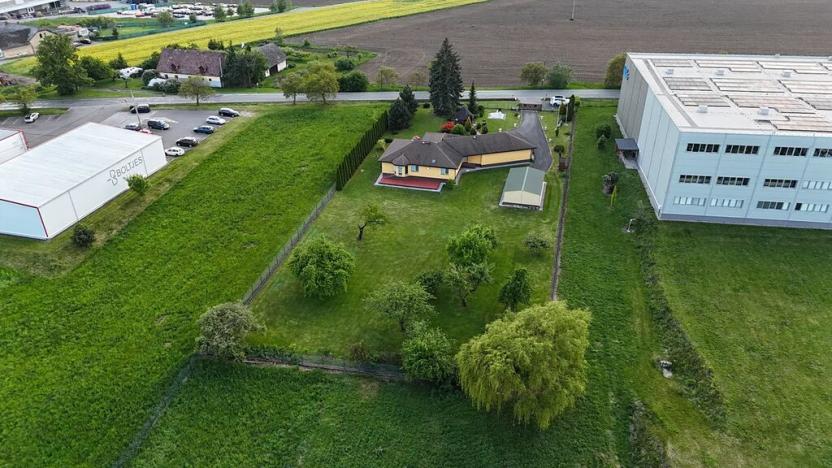 Prodej obchodního prostoru, Červený Kostelec, 149 m2