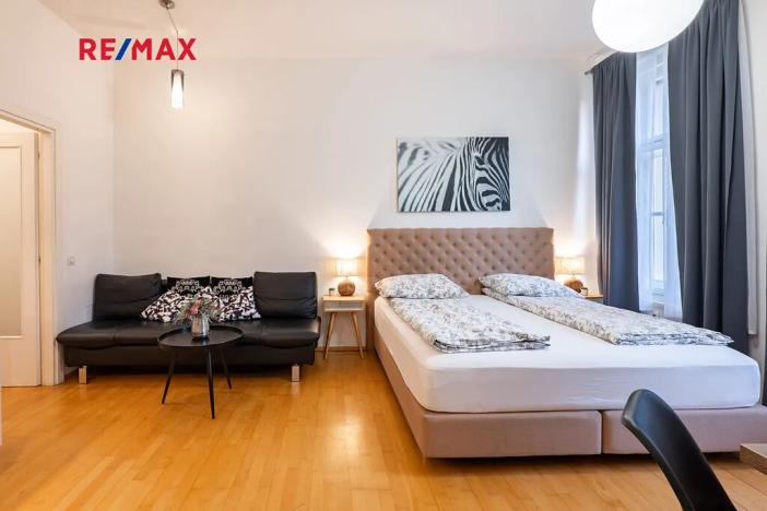 Pronájem bytu 2+kk, Praha - Nové Město, Řeznická, 50 m2