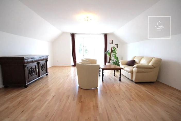 Pronájem rodinného domu, Praha - Suchdol, Havraní, 253 m2