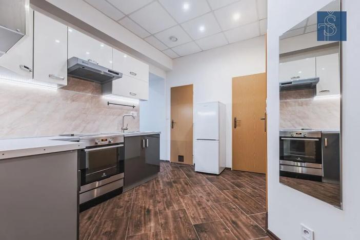 Prodej bytu 2+kk, Praha - Nusle, Slavojova, 51 m2