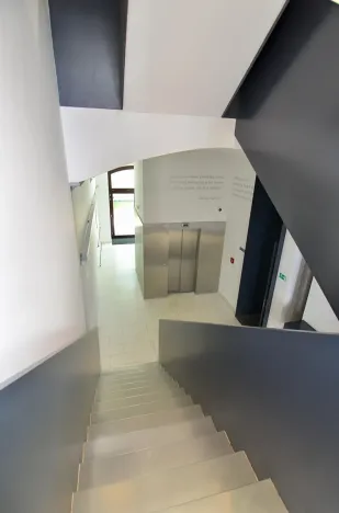 Prodej atypického bytu, Praha - Karlín, Šaldova, 194 m2