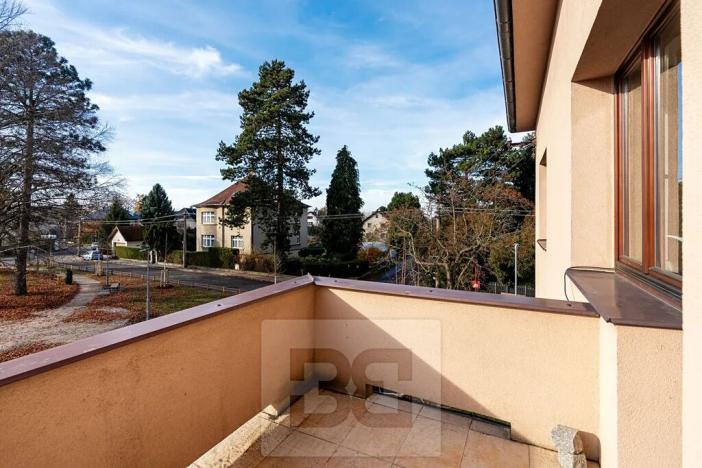 Prodej bytu 2+1, Říčany, nám. Československé armády, 72 m2