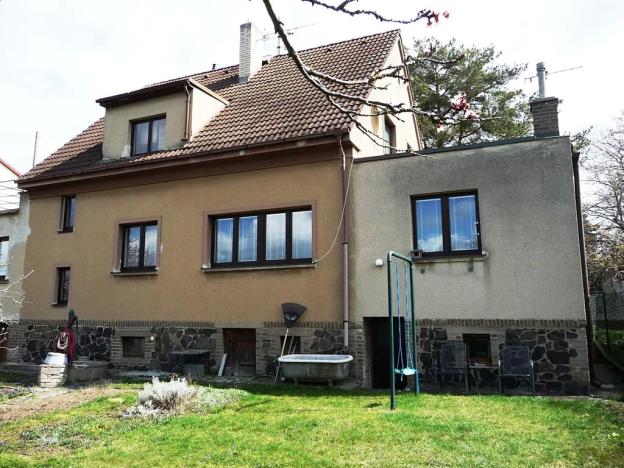 Prodej rodinného domu, Praha - Dolní Chabry, Kobyliská, 200 m2