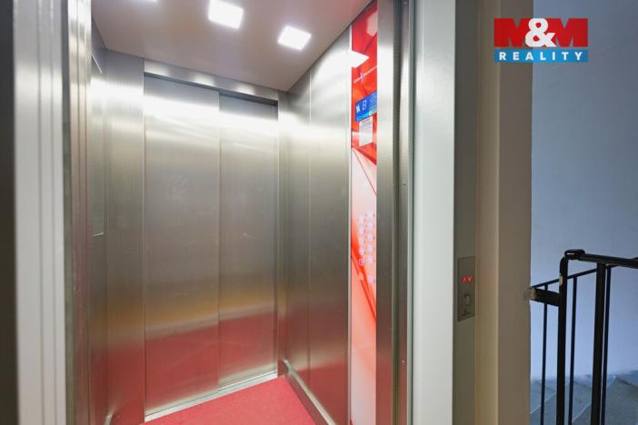 Prodej bytu 3+1, Olomouc, Družební, 67 m2