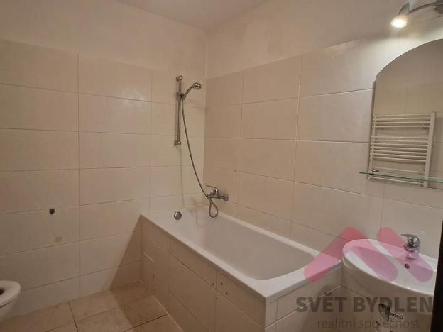 Pronájem bytu 2+1, Praha - Vokovice, Oválová, 76 m2