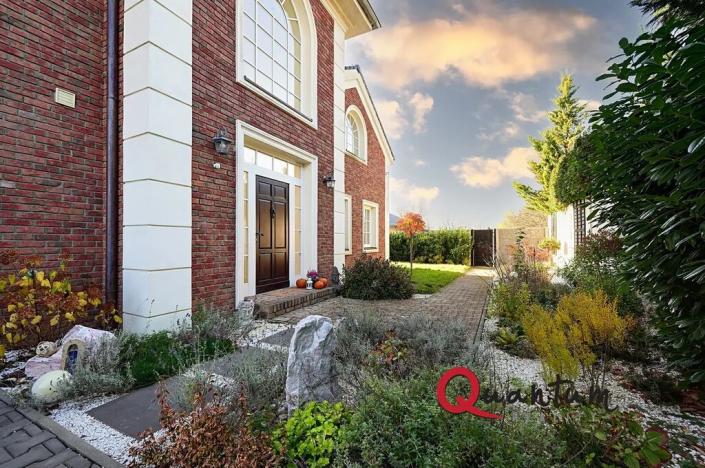 Prodej rodinného domu, Praha - Horní Počernice, Na Myšině, 327 m2