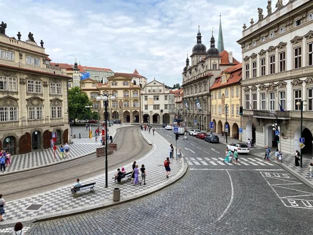 Pronájem bytu 3+1, Praha - Malá Strana, Malostranské náměstí, 113 m2