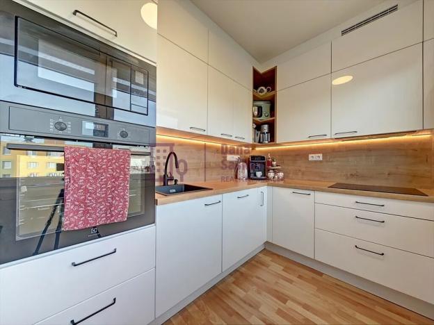 Prodej bytu 3+1, Nová Bystřice, Rybní, 79 m2