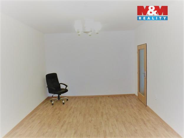 Pronájem bytu 1+1, Praha - Kobylisy, Pakoměřická, 42 m2