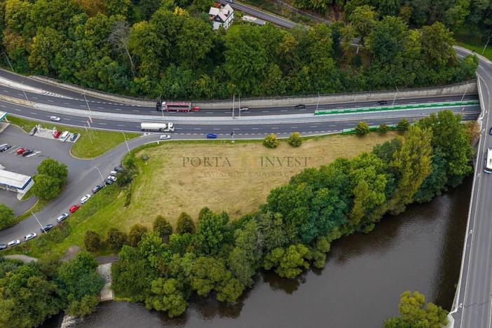 Prodej komerčního pozemku, Karlovy Vary, 5900 m2