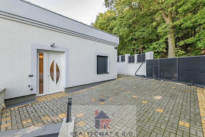 Prodej bytu 4+kk, Praha - Komořany, Pod lesem, 127 m2