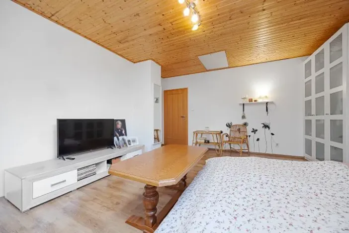 Prodej rodinného domu, Sulice, Rovná, 185 m2