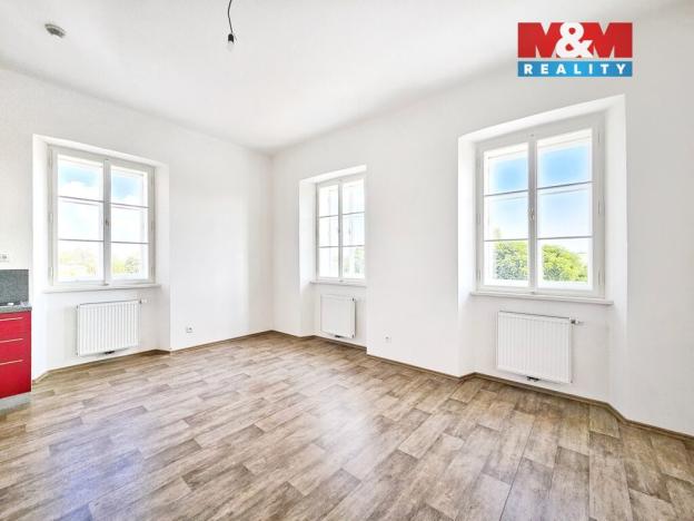 Pronájem bytu 1+kk, Studeněves, 31 m2
