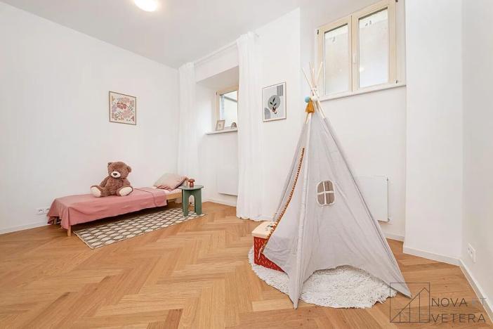 Prodej bytu 4+kk, Praha - Holešovice, Na Maninách, 95 m2