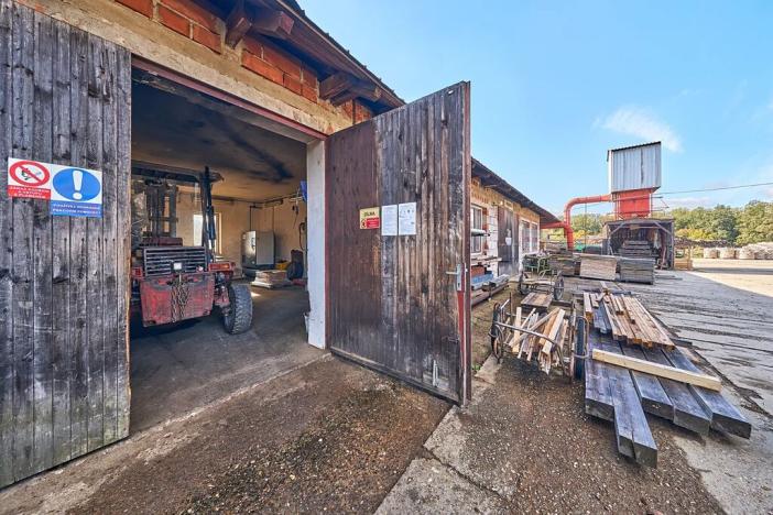 Prodej výrobních prostor, Seletice, 1508 m2